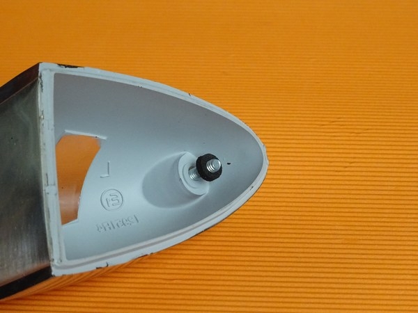 License lens mounting kit