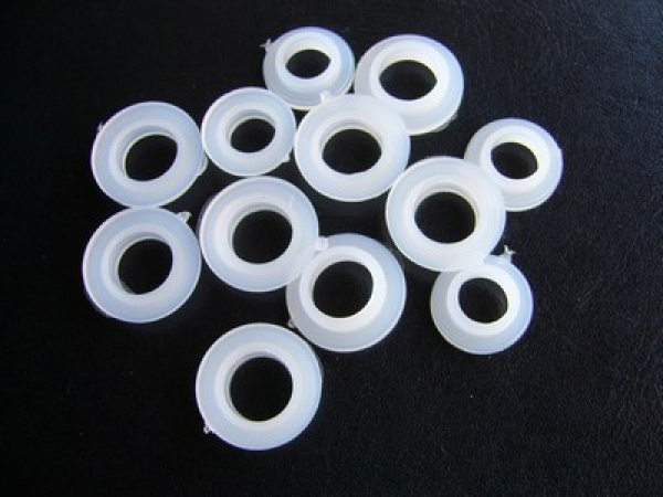 Grommet set pop out window