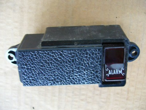 Emergency signal switch