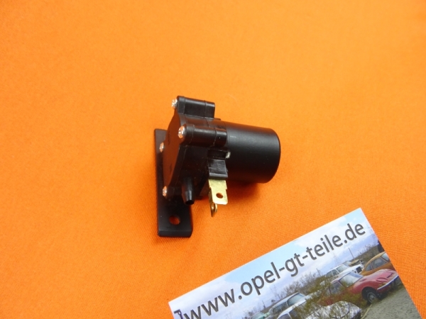 Pump for wiper water